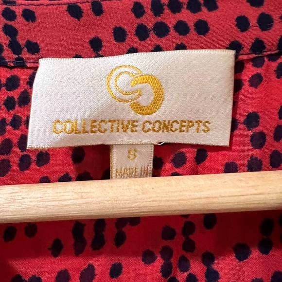 Collective Concepts Blouse - Picture 2 of 2